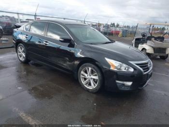  Salvage Nissan Altima