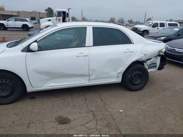 Toyota Corolla Le Image 11