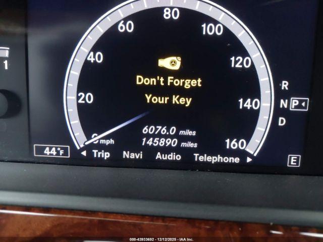 Mercedes-Benz S-Class Image 12