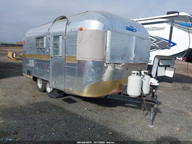  Salvage Streamline Prince (19 Foot Trav