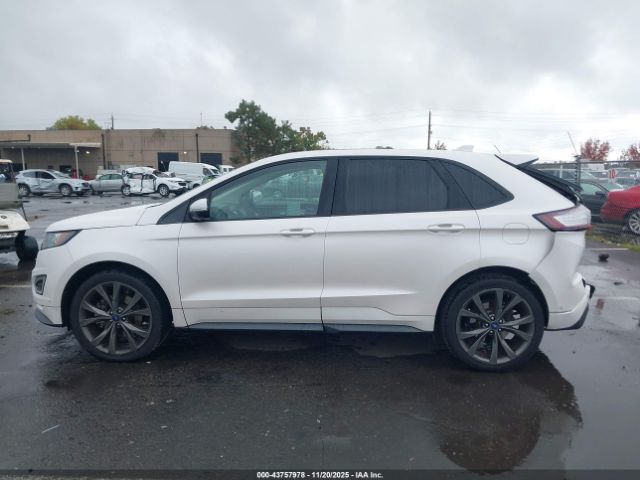 Ford Edge Sport Image 14