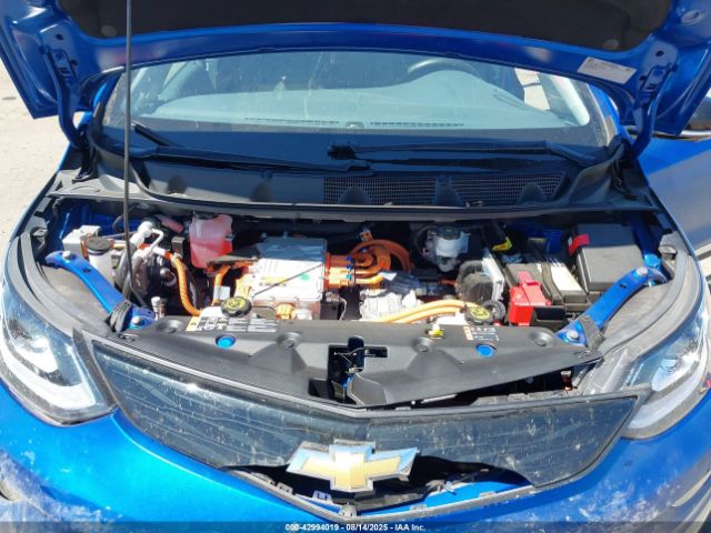 Chevrolet Bolt Premier Image 3