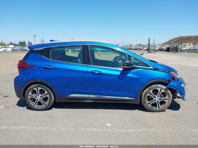 Chevrolet Bolt Premier Image 11