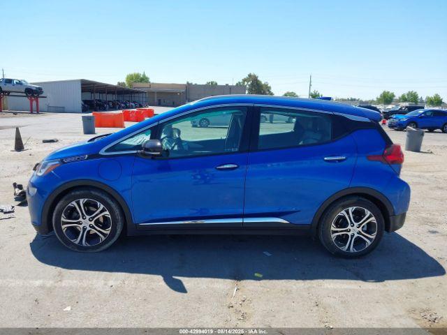 Chevrolet Bolt Premier Image 16