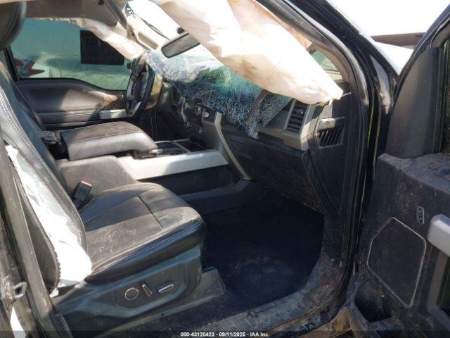 Ford F-350 Lariat Image 6