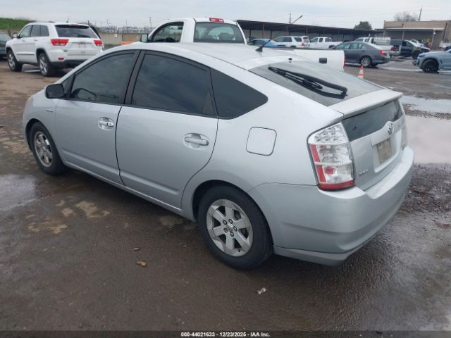 Toyota Prius Image 2