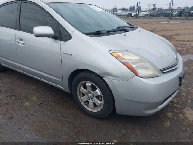 Toyota Prius Image 9