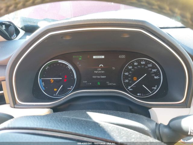 Toyota Avalon Hybrid Limited Image 5