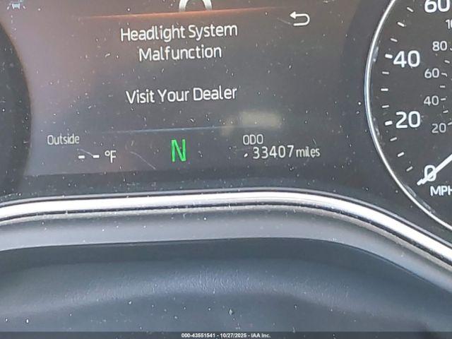 Toyota Avalon Hybrid Limited Image 15