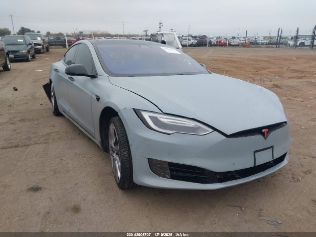 Tesla Model S Image 1