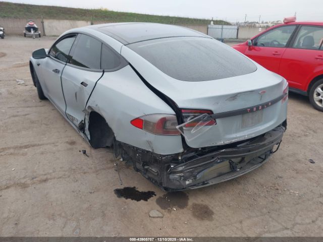 Tesla Model S Image 3