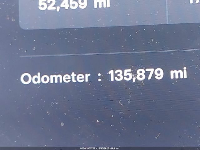 Tesla Model S Image 6