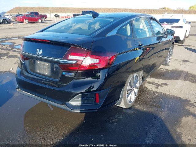 Honda Clarity Plug-In Hybrid Touring Image 2