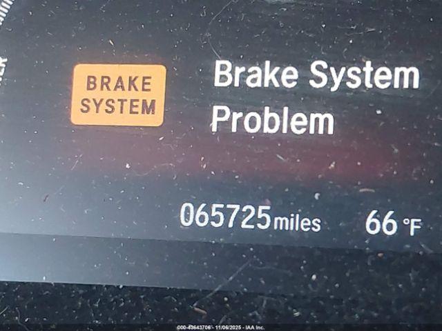 Honda Clarity Plug-In Hybrid Touring Image 12