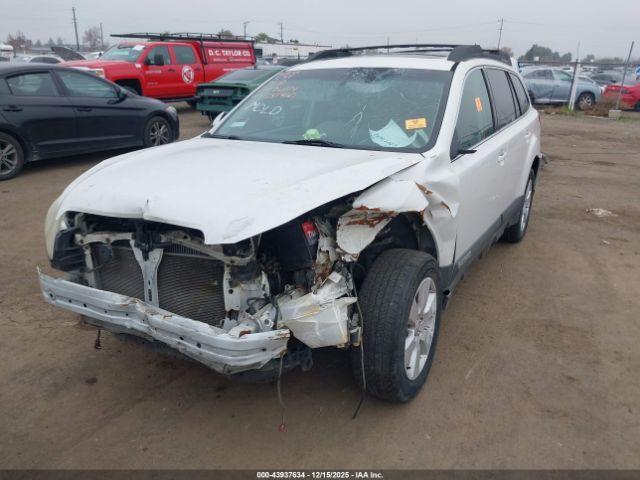 Subaru Outback 2.5i Premium Image 2