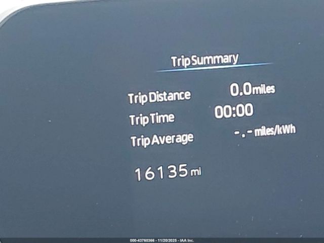 Subaru Solterra Premium Image 13