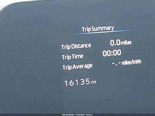 Subaru Solterra Premium Image 13