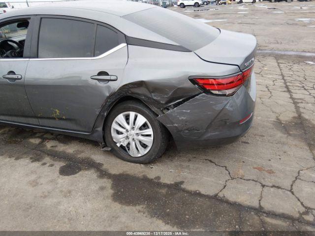 Nissan Sentra S Xtronic Cvt Image 3