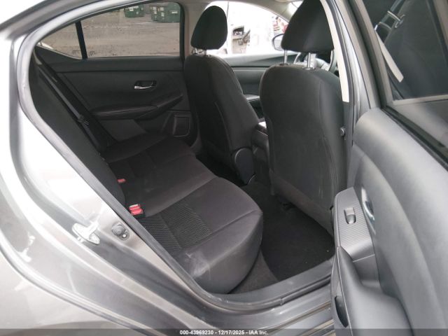 Nissan Sentra S Xtronic Cvt Image 2