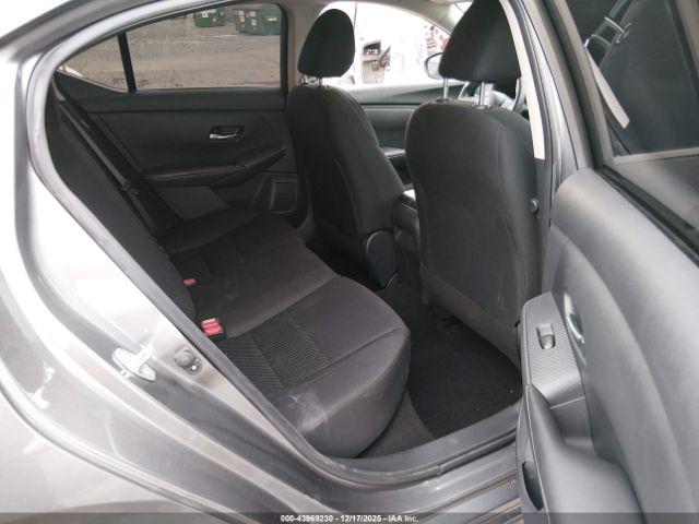 Nissan Sentra S Xtronic Cvt Image 2
