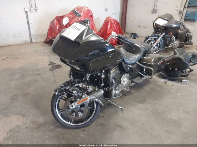 Harley-Davidson Fltrk Image 3