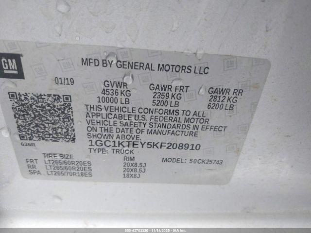 Chevrolet Silverado 2500 Ltz Image 9