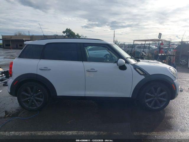 MINI Cooper S Countryman Image 4