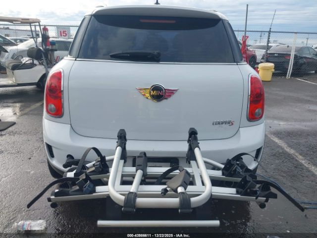 MINI Cooper S Countryman Image 2