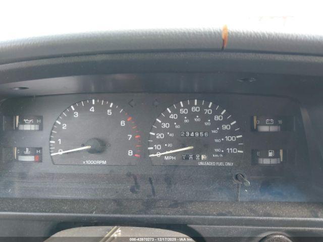 Toyota 4Runner Vn39 Sr5 Image 2