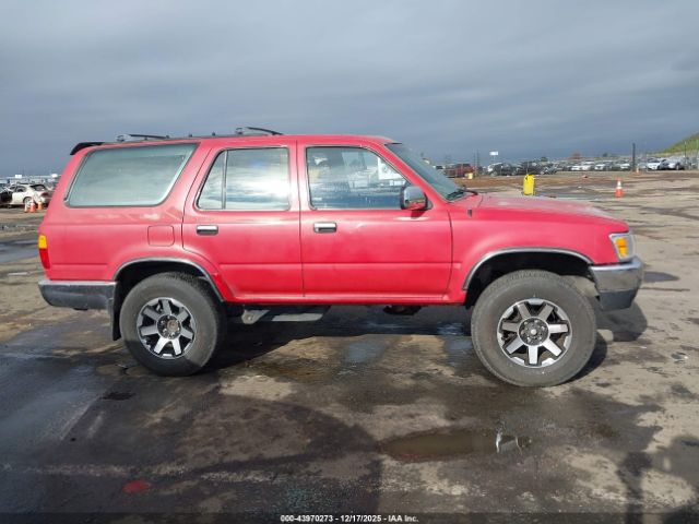 Toyota 4Runner Vn39 Sr5 Image 13