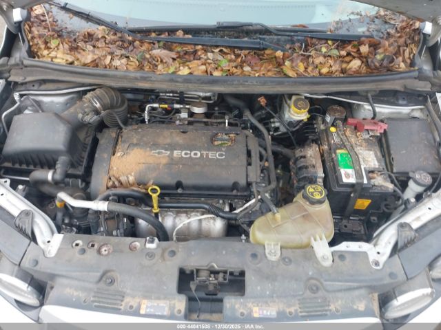 Chevrolet Sonic Ls Auto Image 10