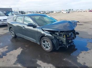  Salvage Kia K4