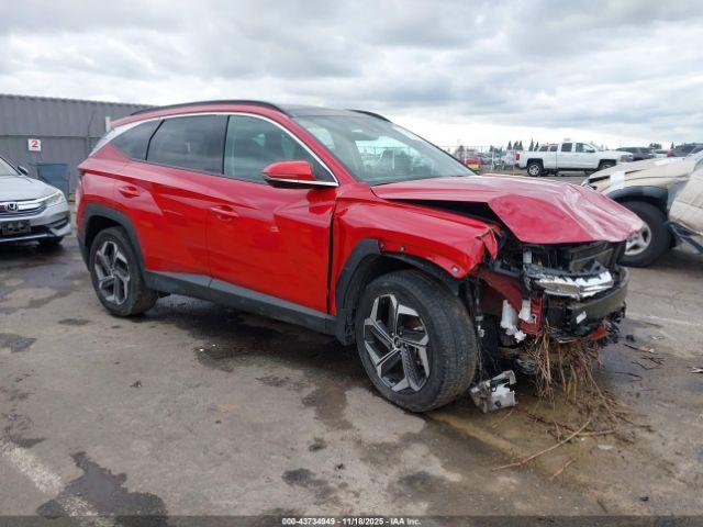 Salvage Hyundai TUCSON
