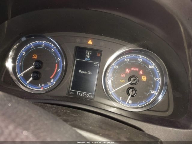 Toyota Corolla Se Image 16