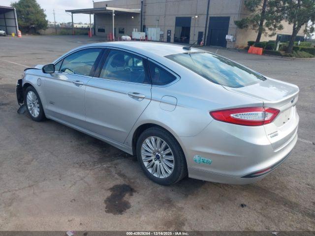 Ford Fusion Se Luxury Image 3