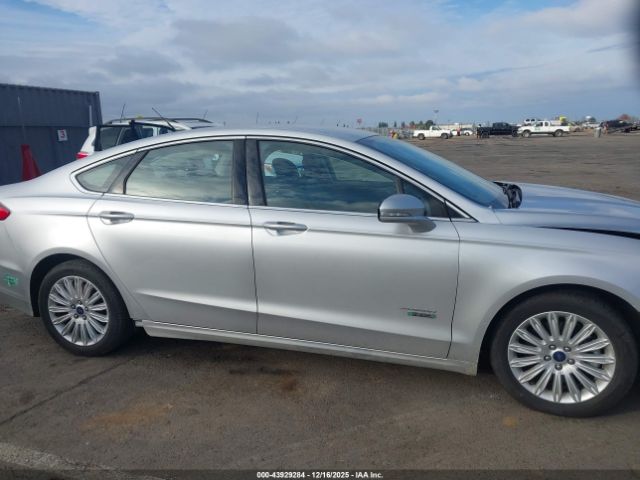 Ford Fusion Se Luxury Image 11