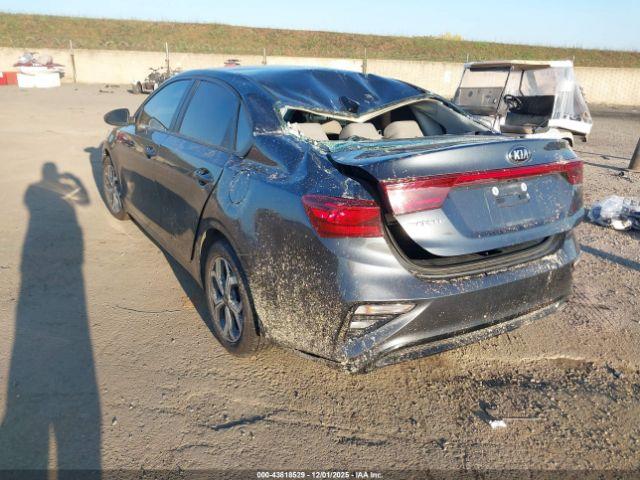 Kia Forte Lxs Image 10