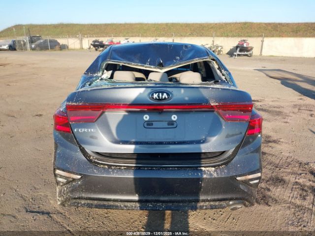 Kia Forte Lxs Image 3