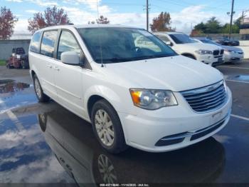  Salvage Chrysler Town & Country