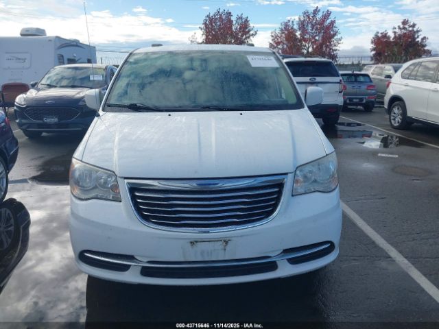 Chrysler Town & Country Lx Image 14