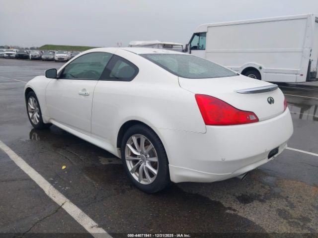 INFINITI G37x Image 2