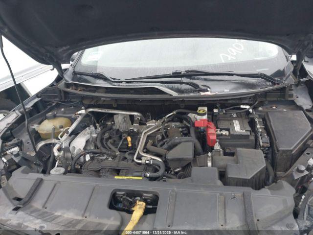 Nissan Rogue Sv Fwd Image 16