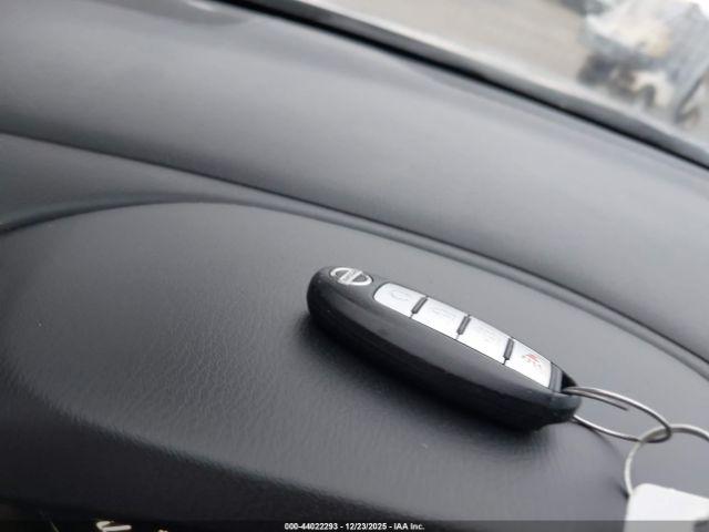 Nissan Pathfinder Sv Image 15