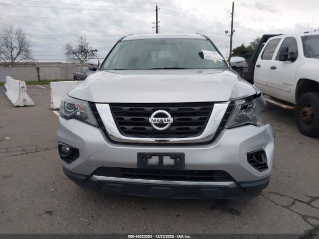 Nissan Pathfinder Sv Image 13