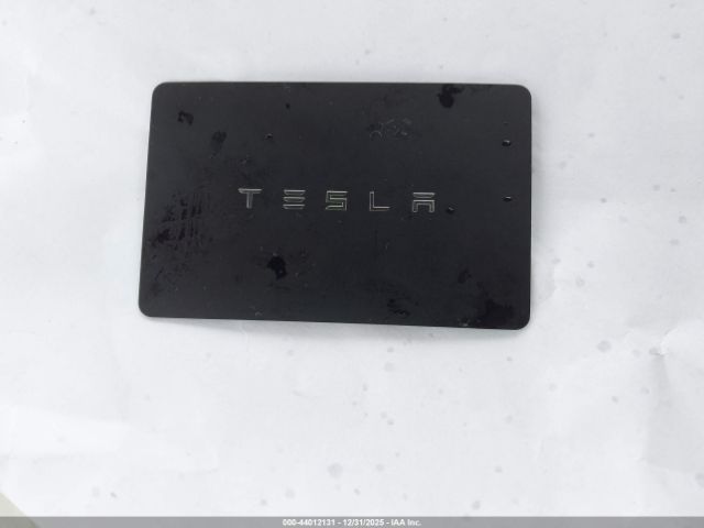 Tesla Model 3 Image 9