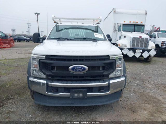 Ford F-450 Xl Image 3