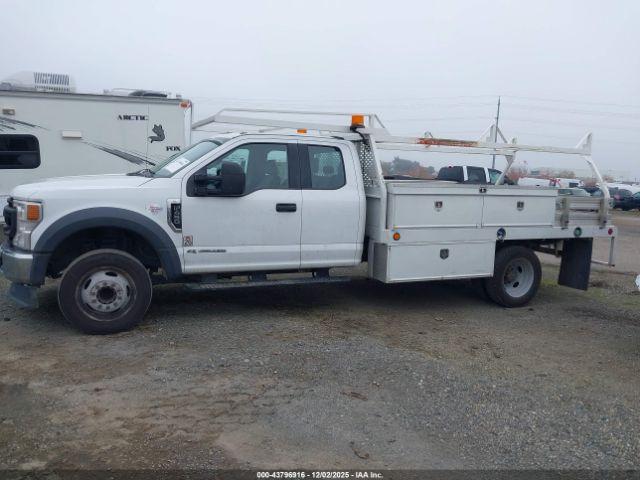Ford F-450 Xl Image 15