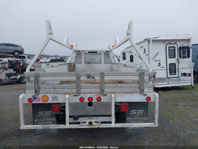 Ford F-450 Xl Image 4