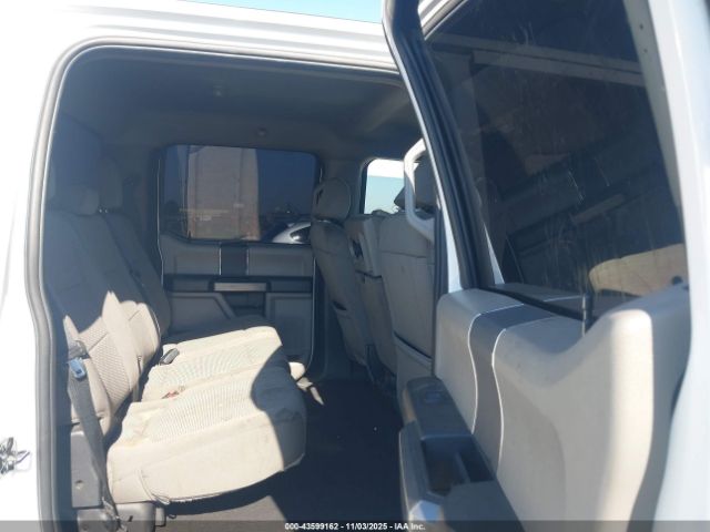 Ford F-250 Xlt Image 2