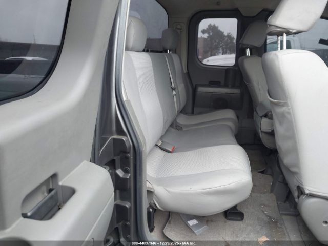 Nissan Titan Xe Image 11